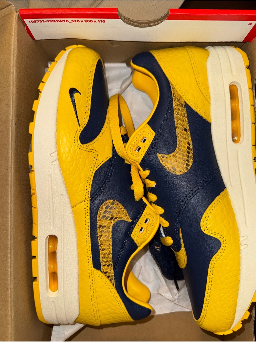 Nike Women Air Max 1 Premium - Midnight Navy/Natural/Varsity Maize
